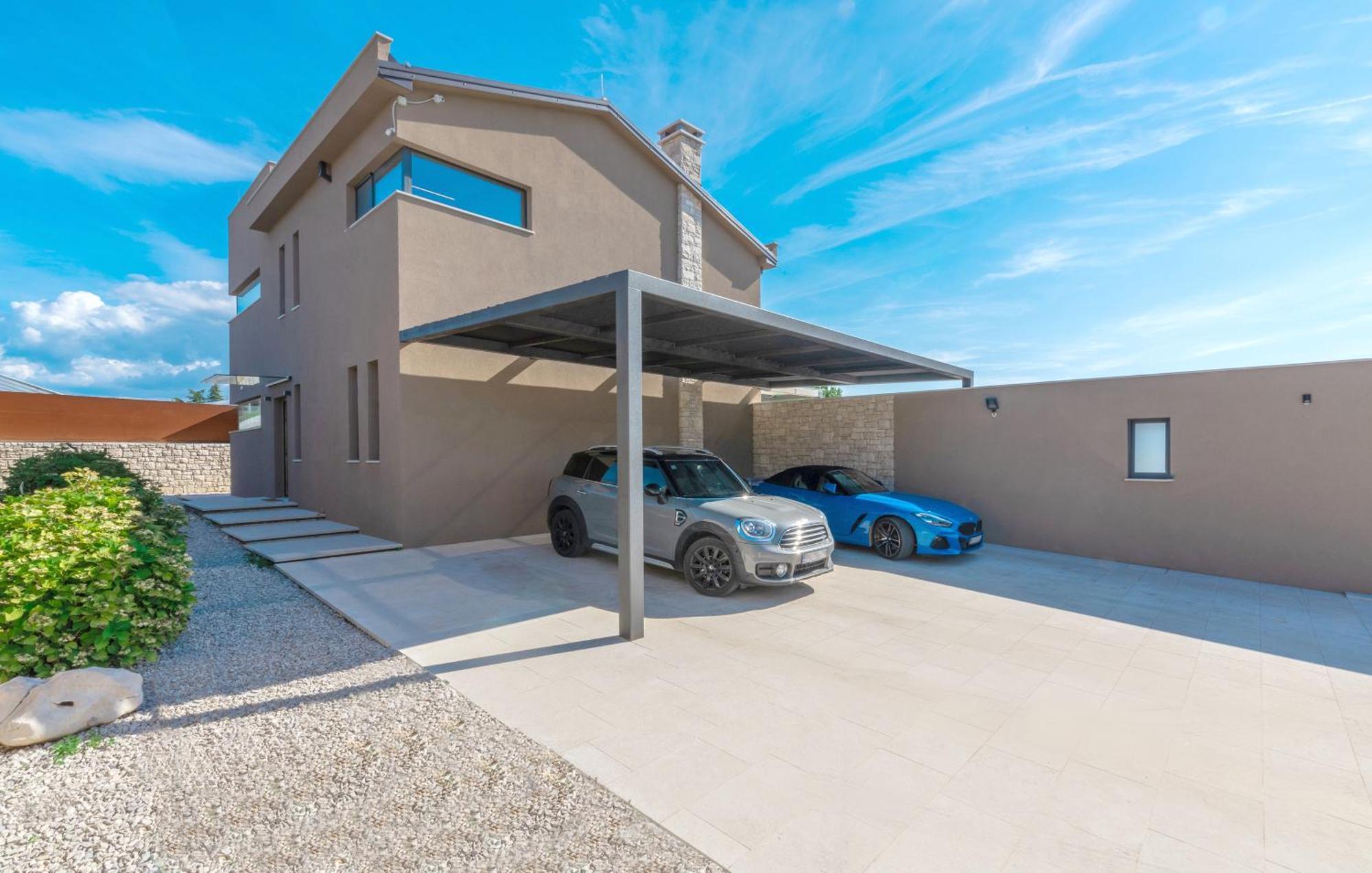 Dianas Garden Design Villa